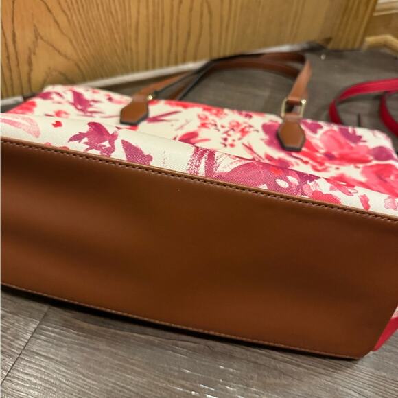 Anne Klein Floral Shoulder Bag For Spring - Picture 7 of 9